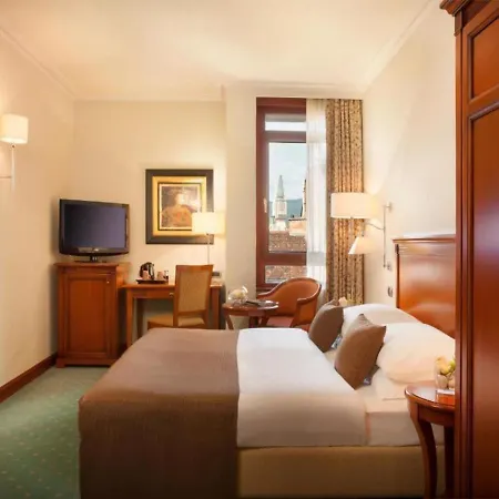 호텔 Hotel Abc 5*