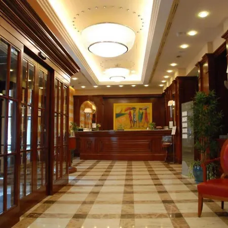 호텔 Hotel Abc 5*